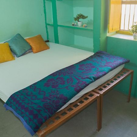 Hostel 12 Monks Backpackers Community Pushkar Exterior foto