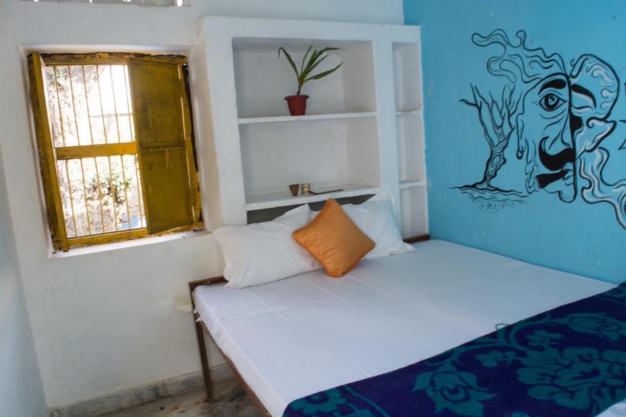 Hostel 12 Monks Backpackers Community Pushkar Exterior foto