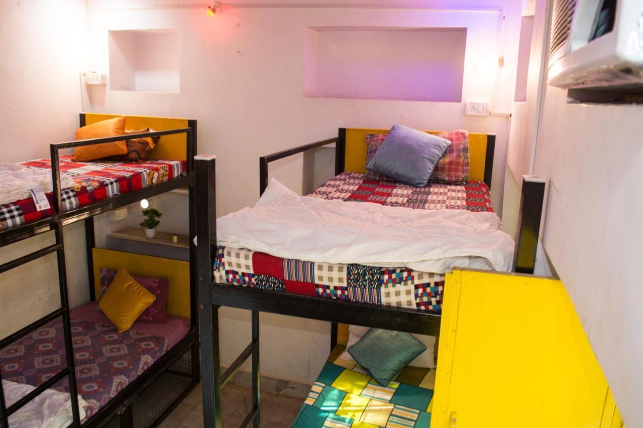 Hostel 12 Monks Backpackers Community Pushkar Exterior foto