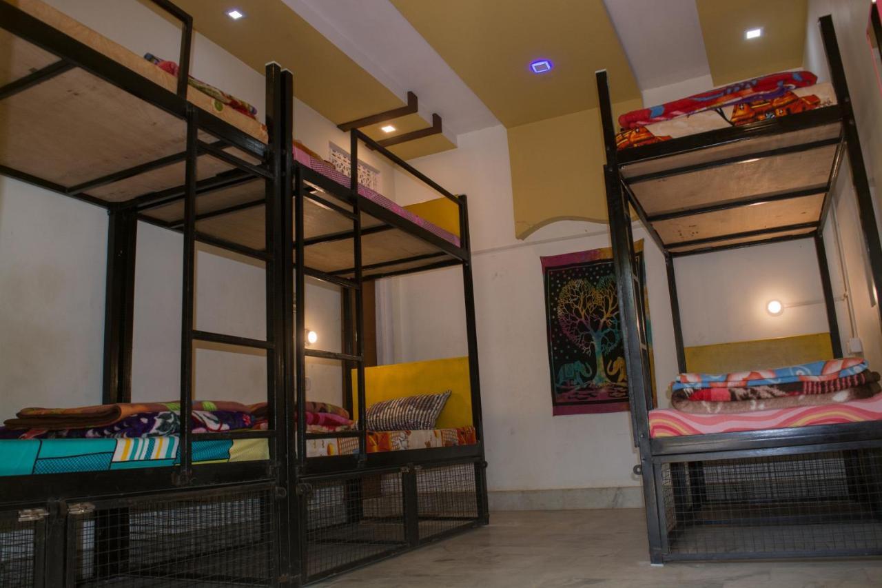Hostel 12 Monks Backpackers Community Pushkar Exterior foto