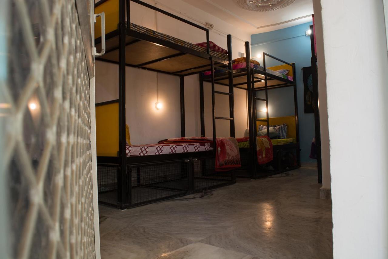 Hostel 12 Monks Backpackers Community Pushkar Exterior foto